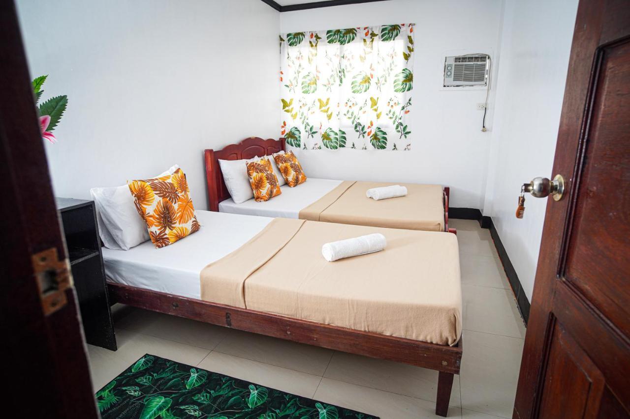Amparo'S Tourist Inn - Coron Exteriör bild