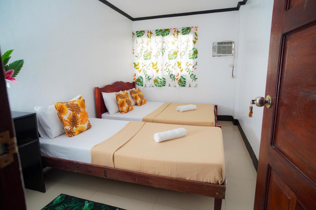 Amparo'S Tourist Inn - Coron Exteriör bild